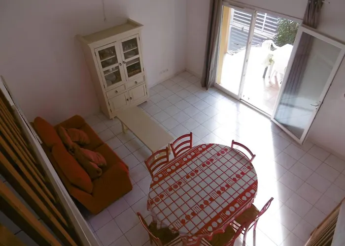 Holidayland Ps22 T3 Mezzanine 60 M2 Climatise 6 Couchages Plein Sud Appartement